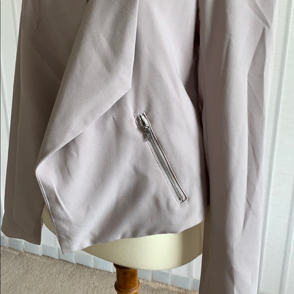 H&M blazer 💗 - Picture 4 of 6